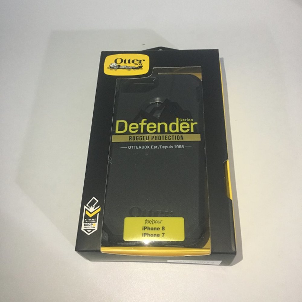 OTTERBOX Defender Series Rugged Case With Belt Clip For iPhone 8 iPhone 7